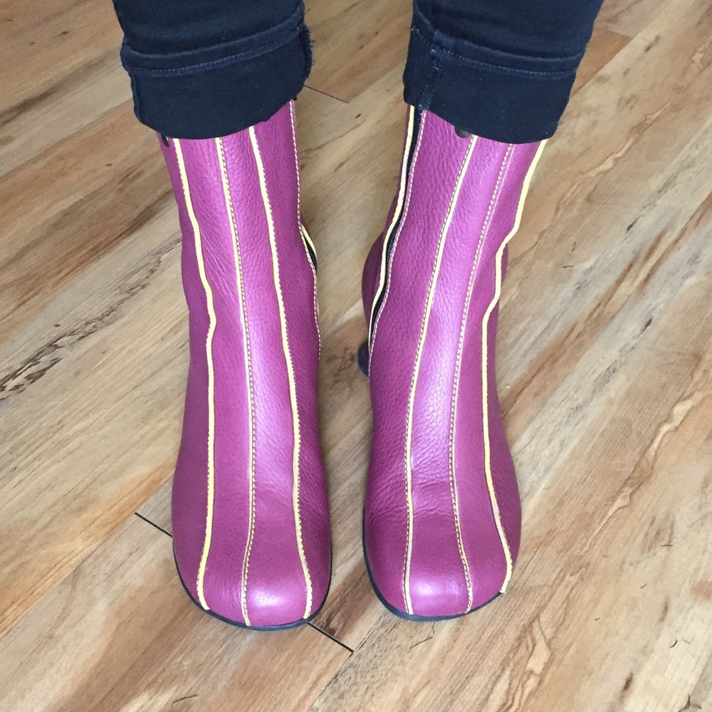 John Fluevog Minstrel Sonata, Raspberry, Size 9
